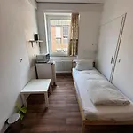 2-rent Group Rooms&apartments Gkp2 2* München