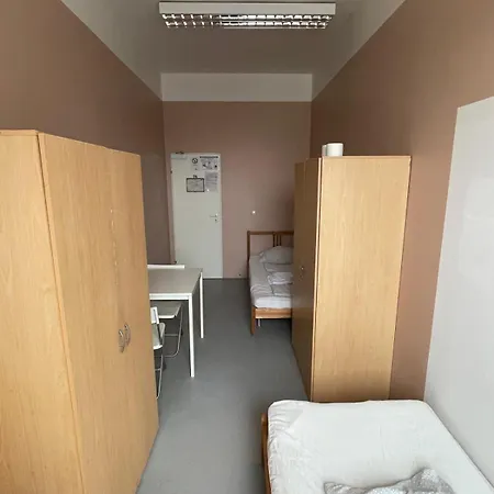 Szálloda 2-rent Group Rooms&apartments Gkp2