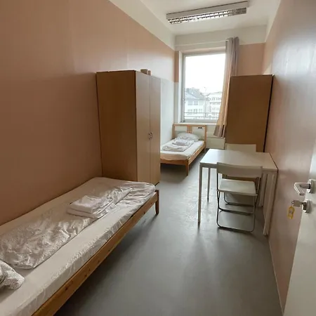 Hostel 2-rent Group Rooms&apartments Gkp2 *