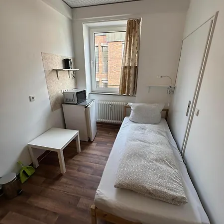 Hostel 2-rent Group Rooms&apartments Gkp2 *