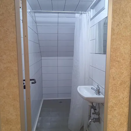 2-rent Group Rooms&apartments Gkp2 Hostel Munich