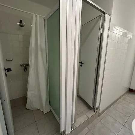 2-rent Group Rooms&apartments Gkp2 Hostel Munich