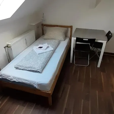 2-rent Group Rooms&apartments Gkp2 Ostello Monaco di Baviera