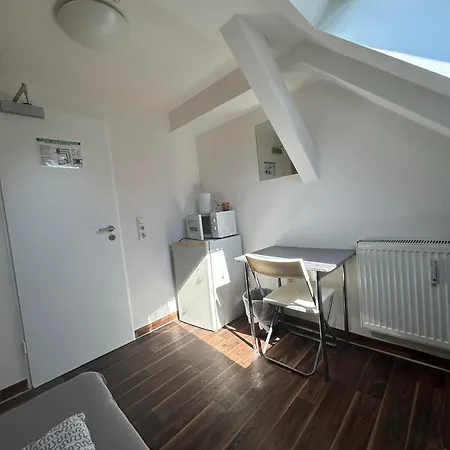 2-rent Group Rooms&apartments Gkp2 *