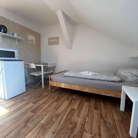 2-rent Group Rooms&apartments Gkp2 *