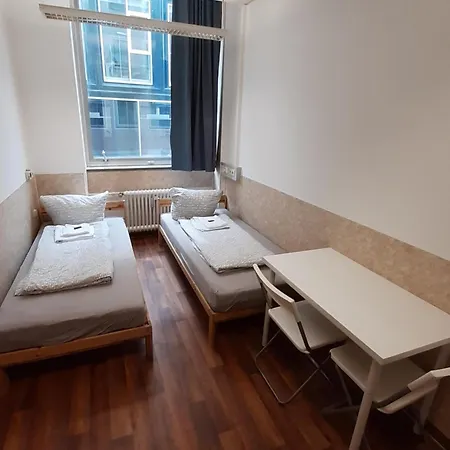 Hotel Budget Downtown & Gkp 2 *