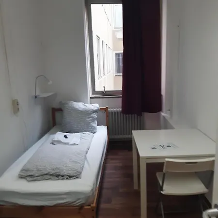 Budget Downtown & Gkp 2 Hotel