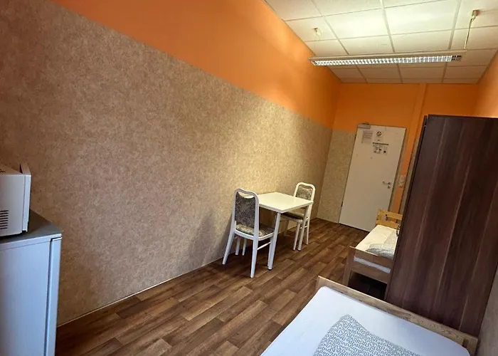 2-rent Group Rooms&apartments Gkp2 Hotel *