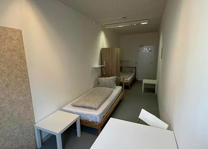 מלון 2-rent Group Rooms&apartments Gkp2 *