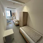 Szálloda 2-rent Group Rooms&apartments Gkp2