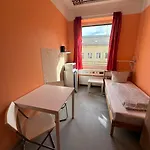 2-rent Group Rooms&apartments Gkp2 Hotel