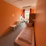2-rent Group Rooms&apartments Gkp2 2* Munich