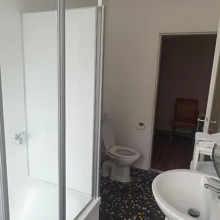 Vandrerhjem 2-rent Group Rooms&apartments Gkp2