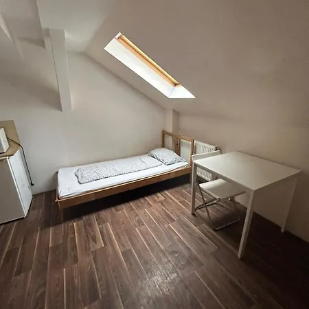 2-rent Group Rooms&apartments Gkp2 Vandrerhjem *
