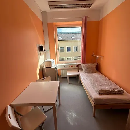 Vandrerhjem 2-rent Group Rooms&apartments Gkp2 *