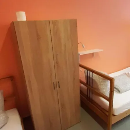 Budget Downtown & Hotel