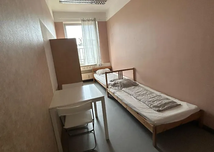 Szálloda 2-rent Group Rooms&apartments Gkp2 *